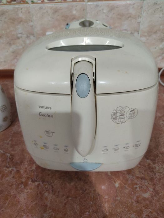 Фритюрница Philips