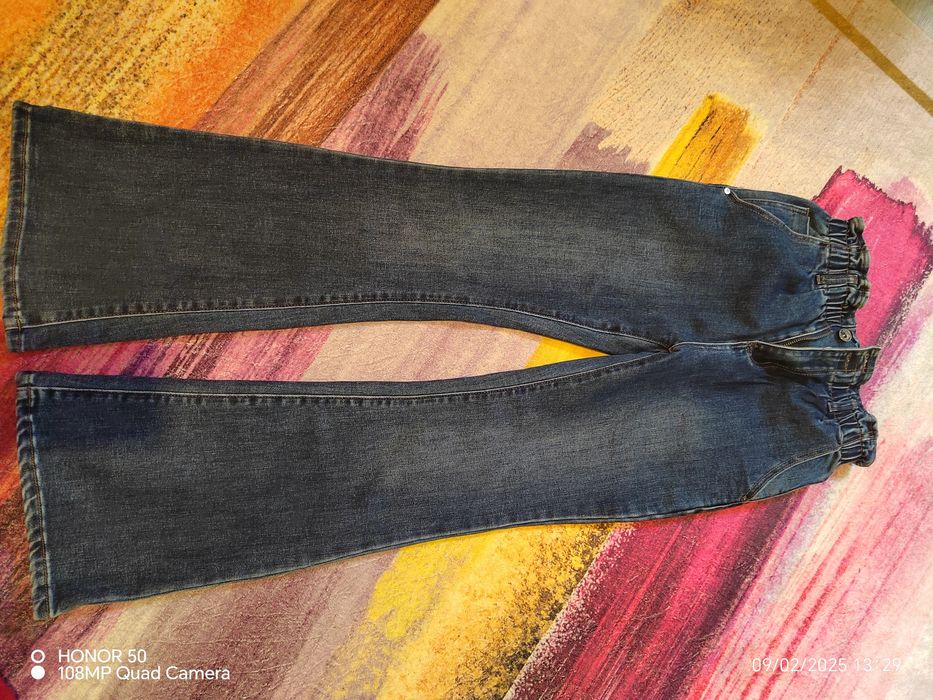 Нови дънки.     .