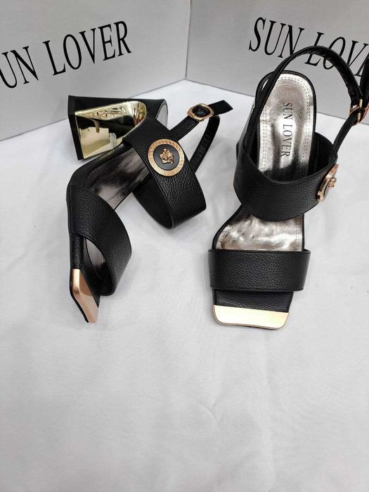 Женские босоножки. Отличного качества, безумно красивые и удобные.