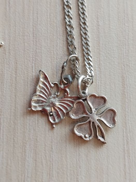 Lănțișor din argint cu 2 pandantive