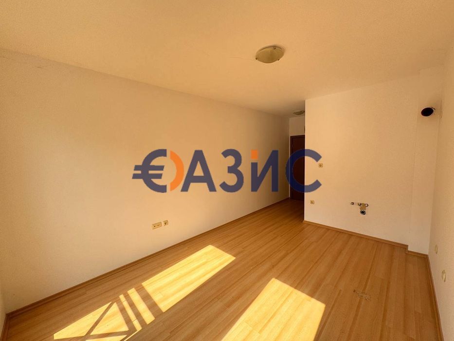 Продава се Едностаен апартамент в к.к. Слънчев бряг - 25 кв.м за 720 €/кв.м - Снимка #3