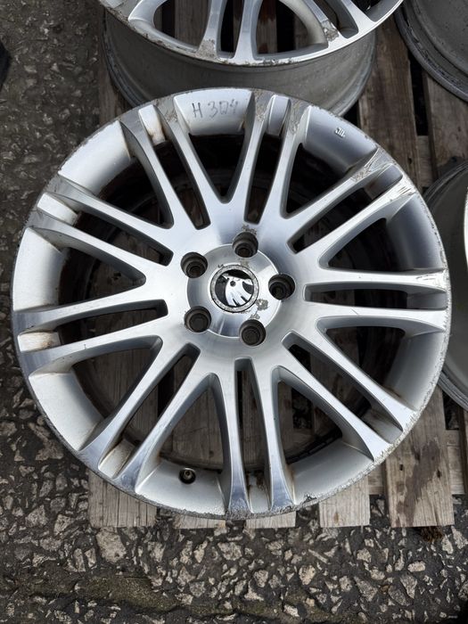 Алуминиеви джанти Skoda Superb 7.5Jx18" ET46 5X112 3T0601025H ном 304