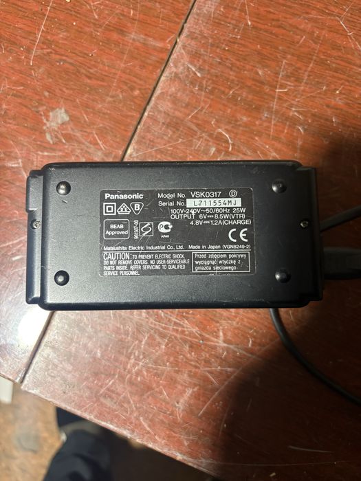 Зарядное устройство для видео камеры Panasonic