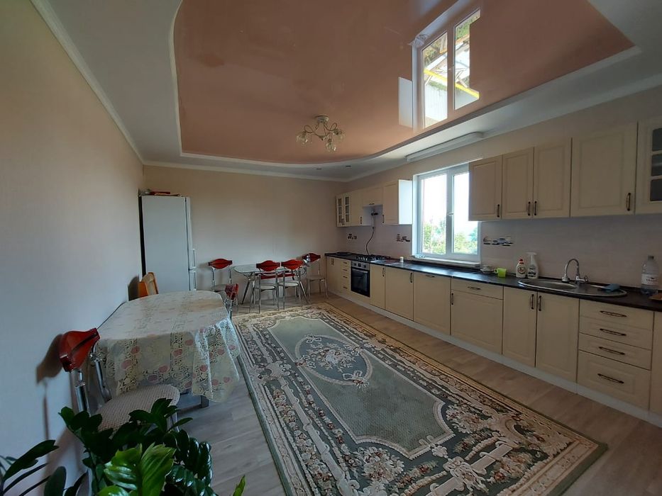 Продам дом с магазином