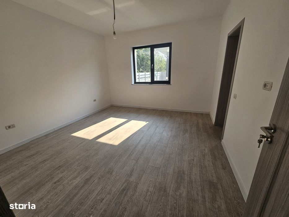Casă modernă pe parter!
Mutare Imediată!
Ștefănești, zona Zăvoi