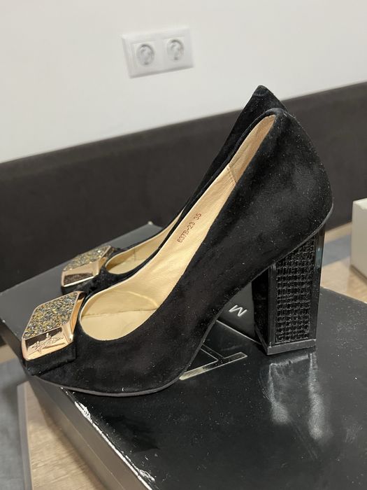 pantofi piele deosebiti