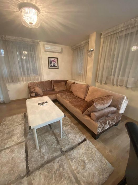 Дава се под наем Двустаен апартамент в Пловдив, Кършияка - 75 кв.м за 450 € - Снимка #1