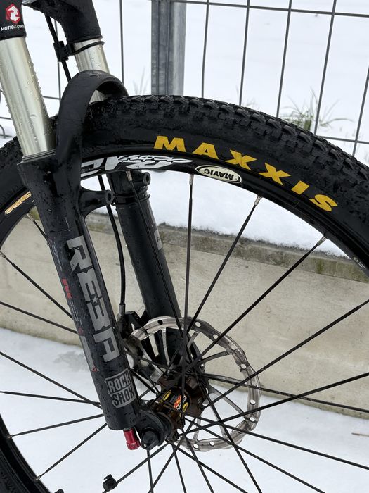 Bicicleta Mtb piese Premium! Oferta !!