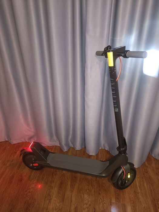 Trotinetă Xiaomi Electric scuter 4 lite !