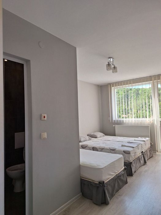 Продава къща в с. Ощава, общ. Сандански