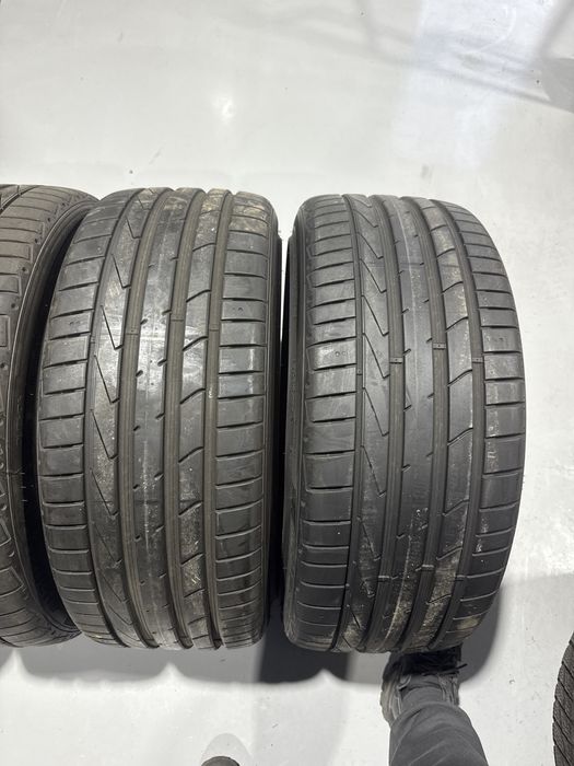 Anvelope de vara 235/40 R19