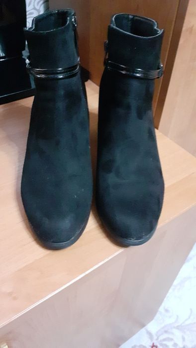 Замшевые ботиночки