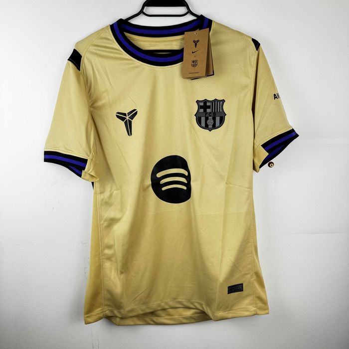 New! Барселона 24/25 Гостуващи Тениски
