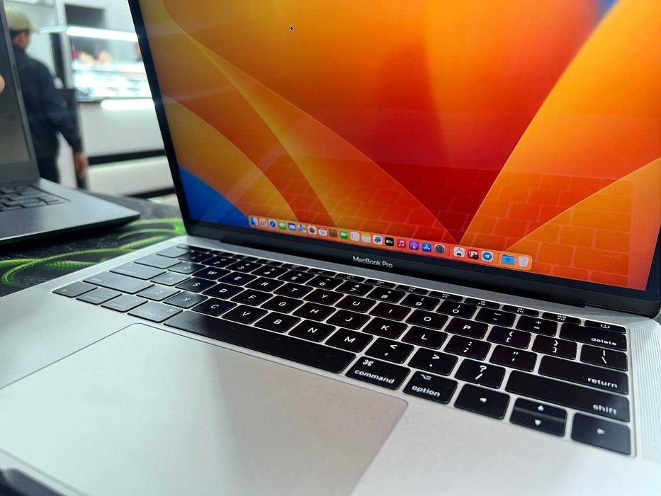 Macbook pro 2017 i7