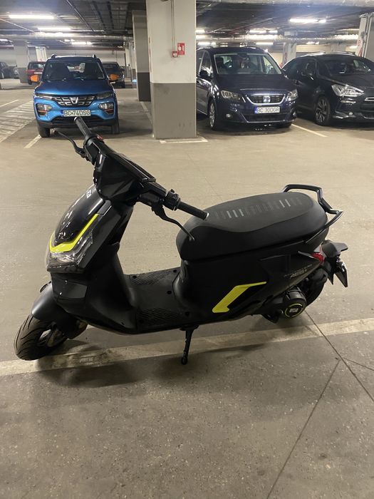 Cfmoto Zeeho ae6s plus scuter electric
