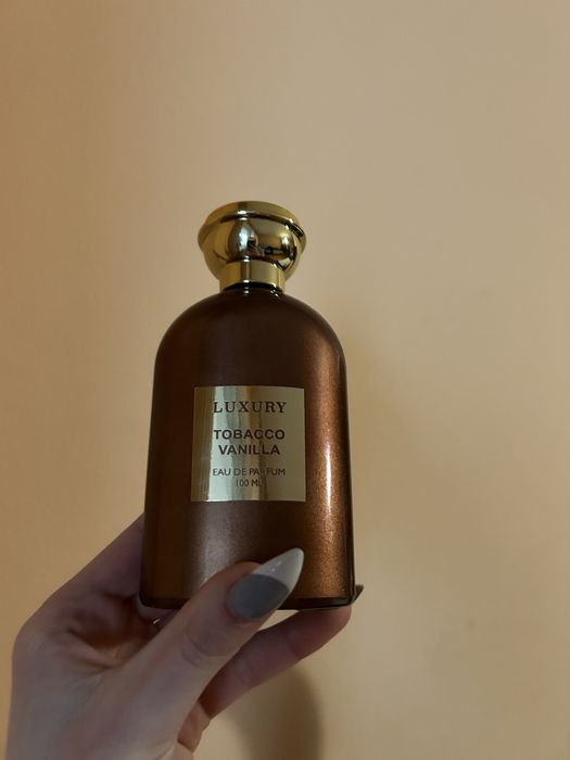 Парфюм Tobacco Vanilla Khalis
