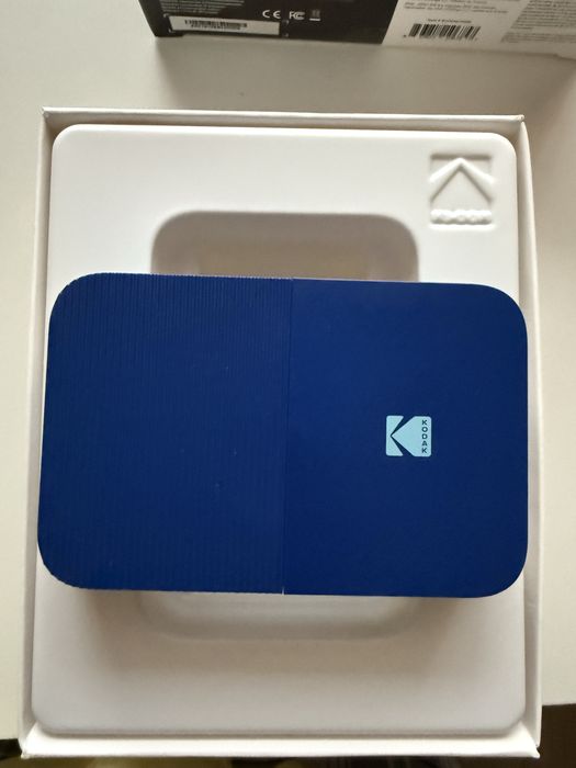 Kodak smile instant print digital camera