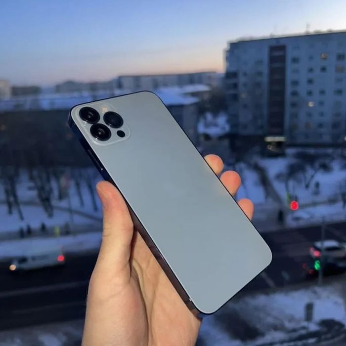 iPhone XS MAX в корпусе 13 Pro Max blue