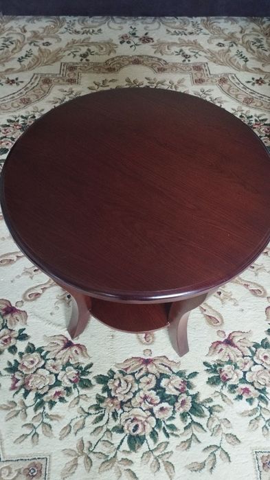 Стол журнальный. Орех. Производство Турция