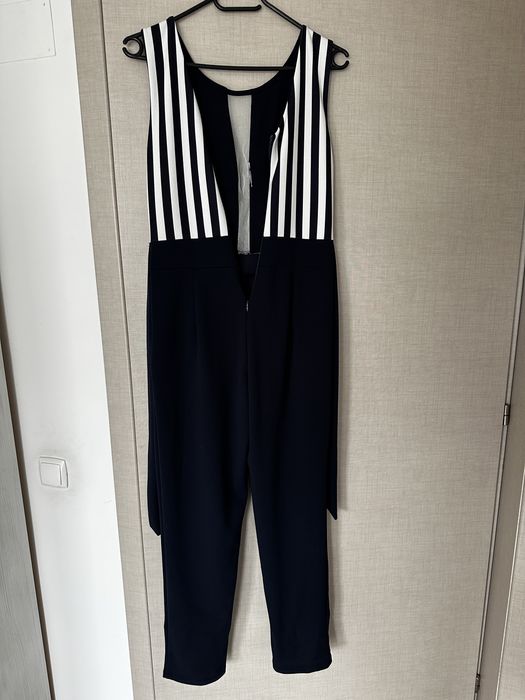 Rochii lungi de eveniment realizate pe comandă