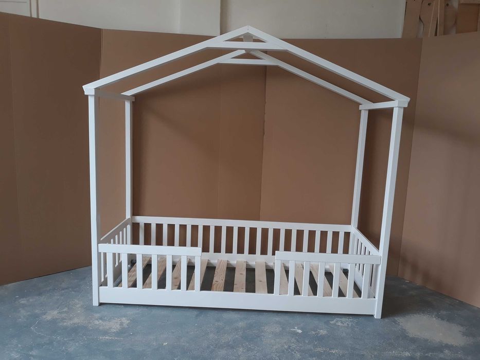 TRANSPORT GRATUIT.Pat casuta montessori.Cod 309.