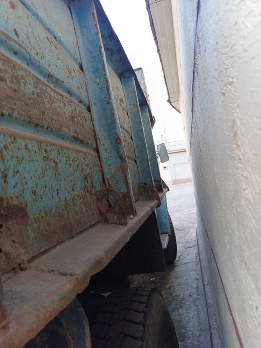 Zil sotiladi yoki kelishilgan xolda barter qilinadi