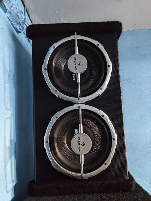 Vând subwoffer auto