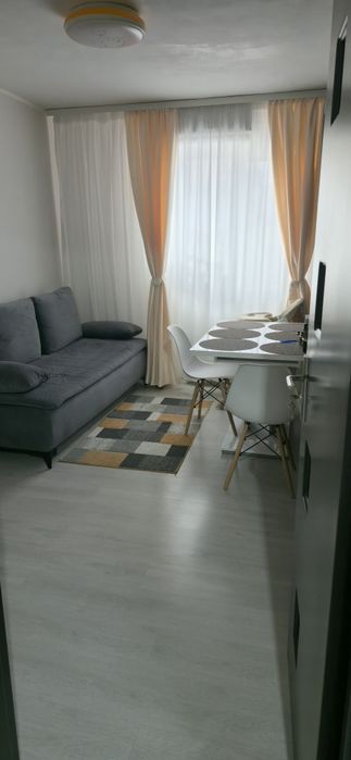 Vand apartament 2 camere