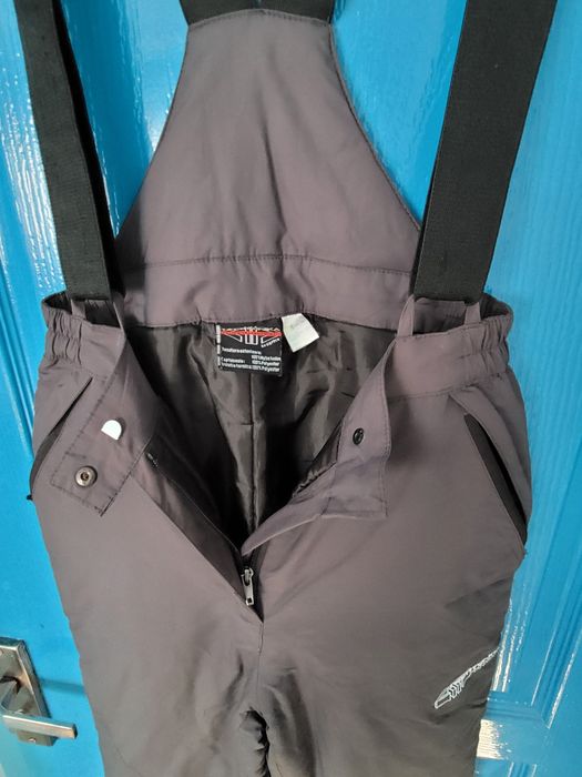 Costum dama zapada/ski mărimea 38
