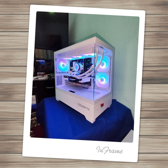 INNO3D RTX 5060 TWIN 2X OC White/CORE I5-14400f/OZU 32Gb/M2 SSD 1Tb