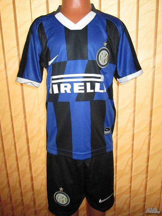 РЕТРО - Детски къс екип Интер 176 размер