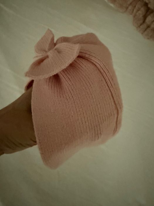 Căciuliță bebeluși roz ca nou