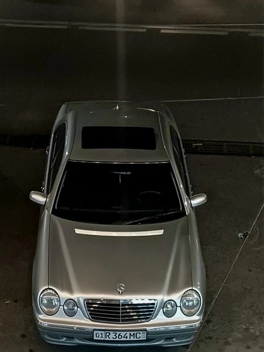 Mercedes benz w210