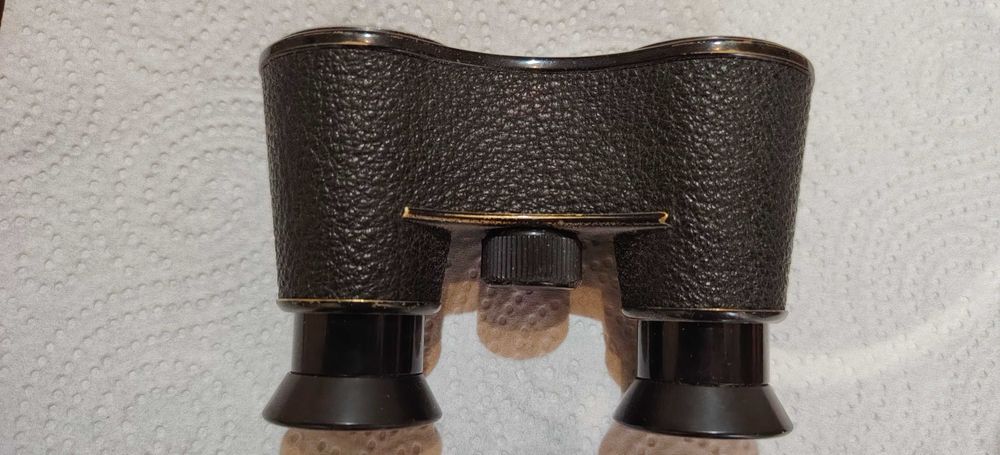 Продавам бинокъл Carl Zeiss Jena