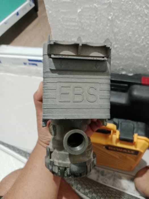 Knorr-Bremse ABS, EBS