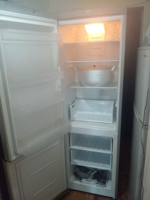 Продается холодильник