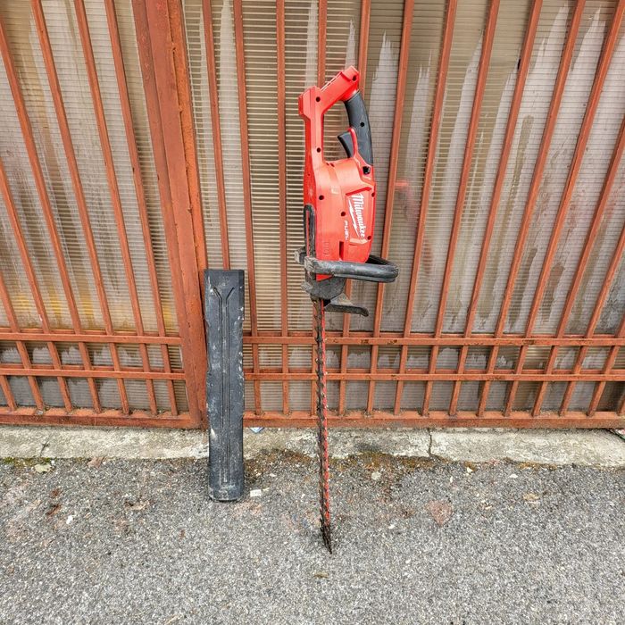 Foarfeca gard viu Milwaukee M18  CHT