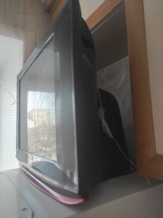 Продам телевизор