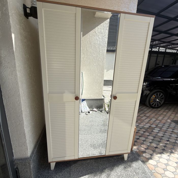 Xolati yaxwi kim olsa afsuslanmidi juda baquvvat