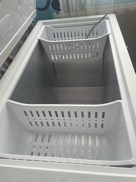 vand lada frigorifica