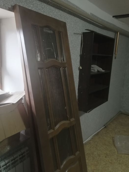 Продам двери 15000 новые