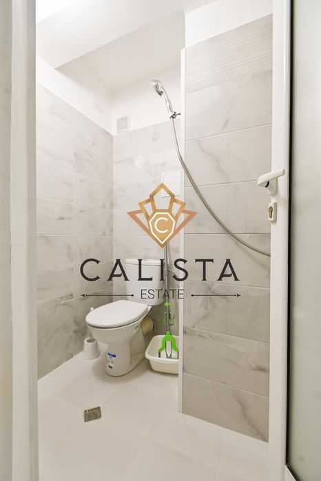 Дава се под наем Тристаен апартамент в София, Център - 108 кв.м за 1150 € - Снимка #8