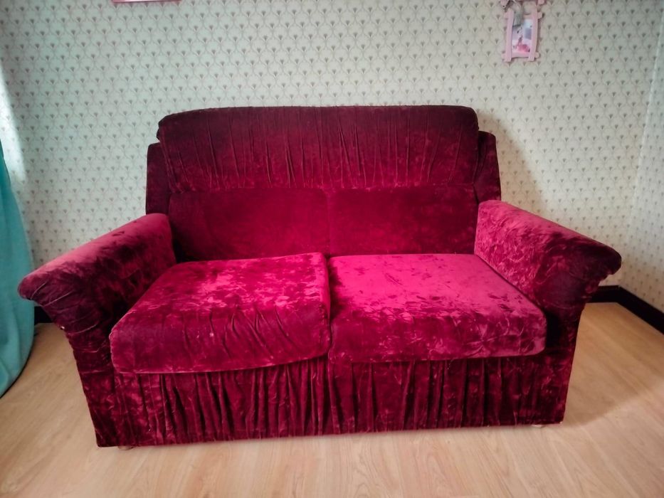 Продам диван тройка