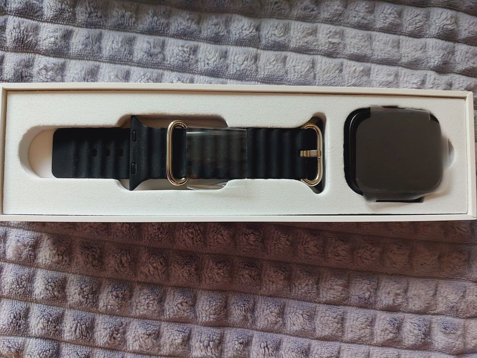 Продаю смарт-часы СРОЧНО