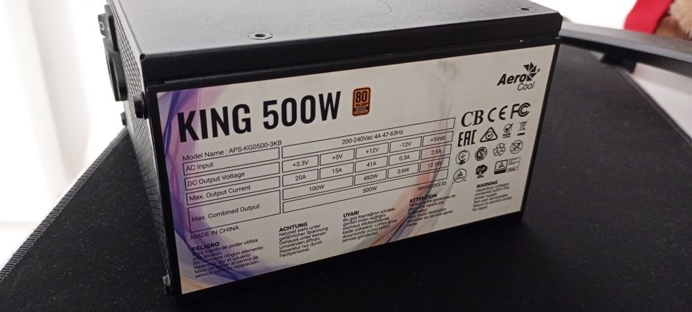 Vândă urgent sursă King 500W 80+ bronze de la AeroCool