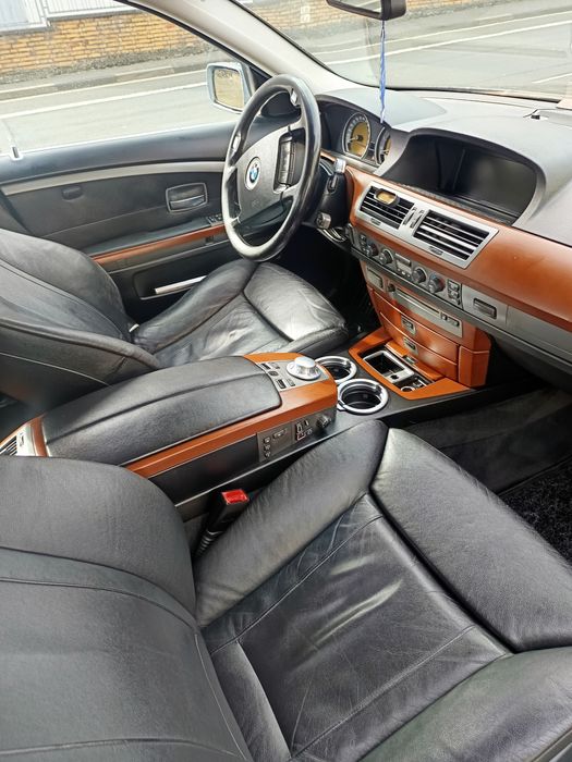 Bmw730 d e65 din anul 2004