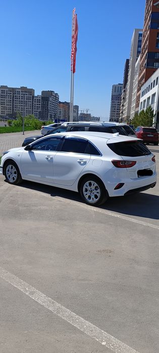 Продам Kia Ceed в идеальном состоянии!