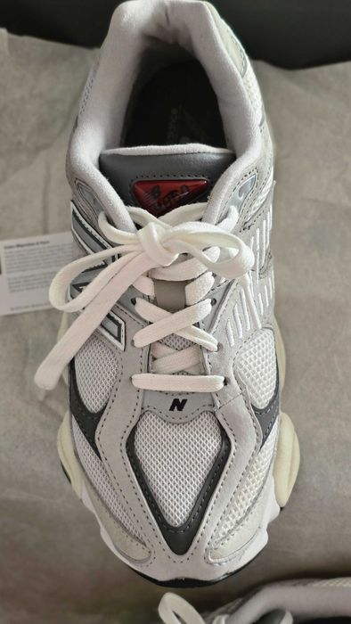 New balance 9060