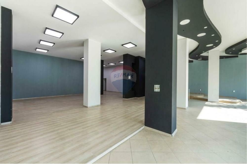 Търговски обект в гр.Петрич