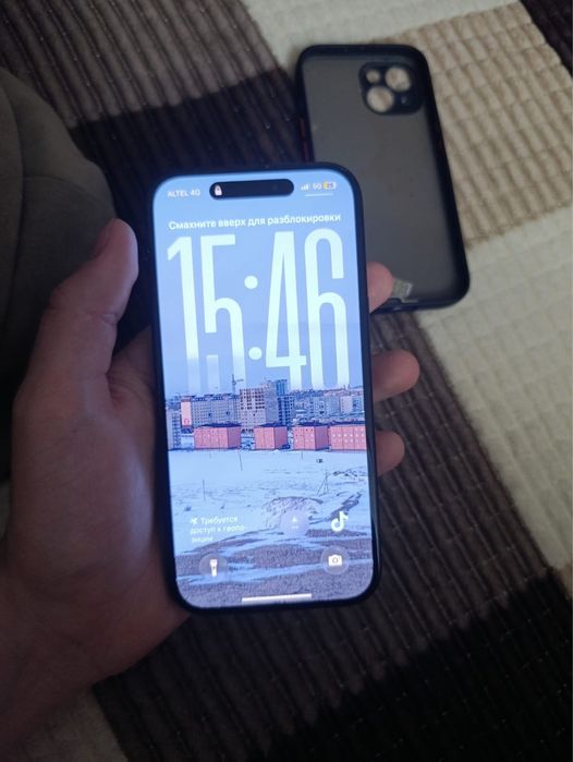 Продам iphone 15 128gb